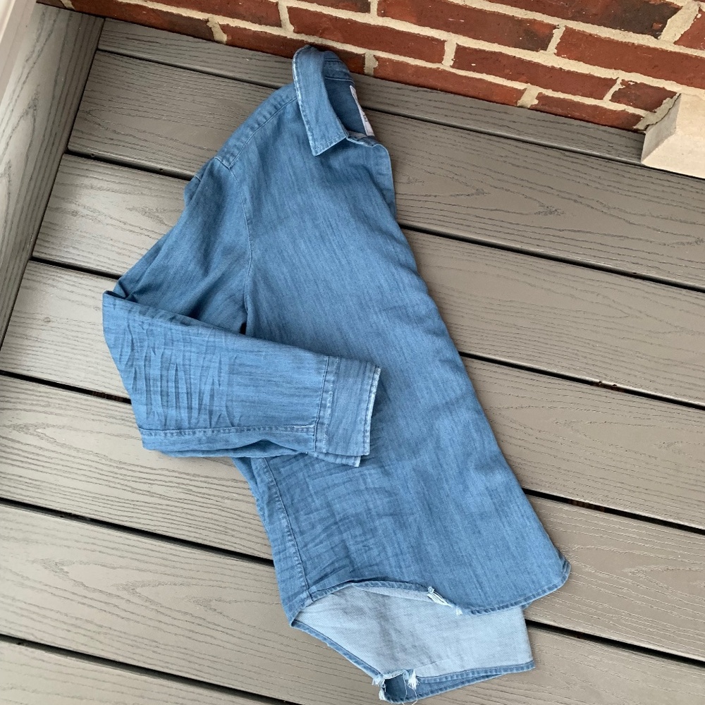 Frank & Eileen Eileen Relaxed Denim Button-Up Shirt - Picture 7 of 12